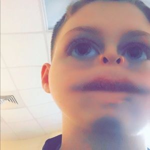 Meet your Posher, Ethan